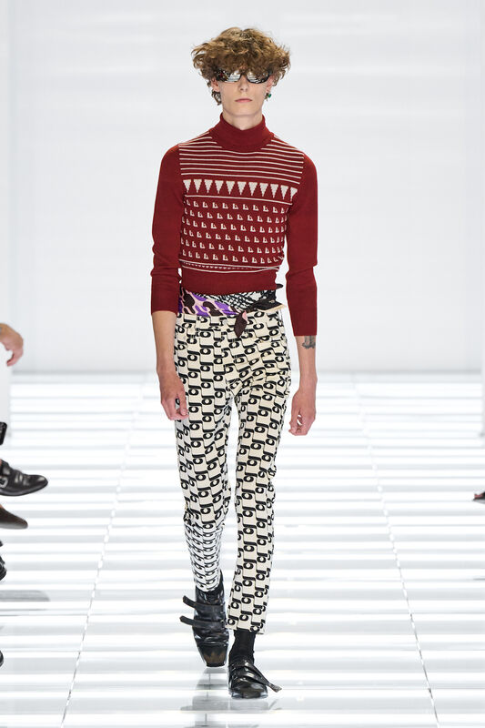 Prada m S27 043