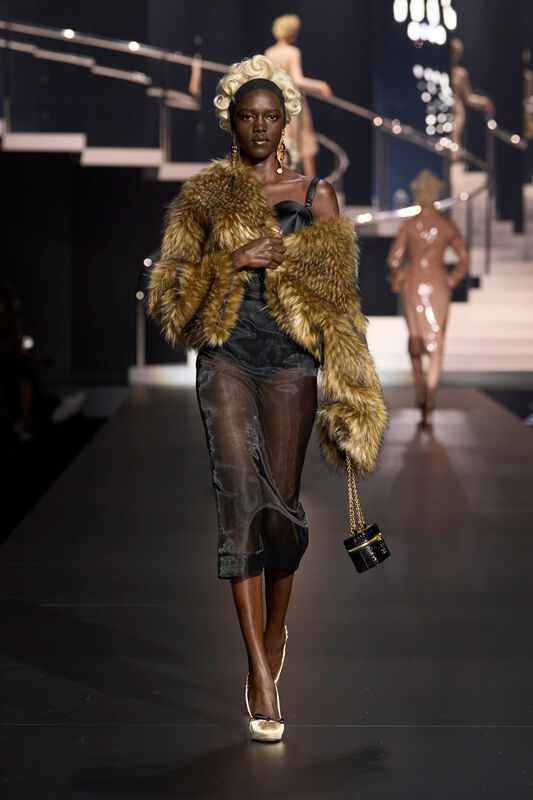Dolce Gabbana S25 052