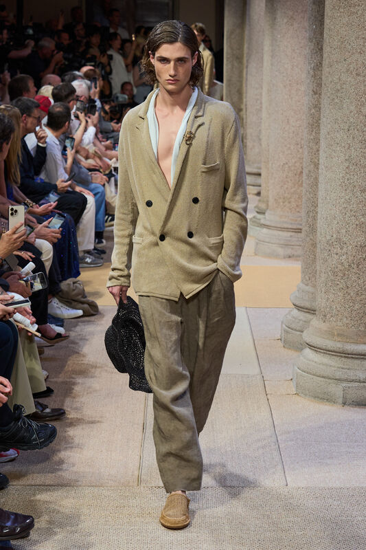 Giorgio Armani m S27 019