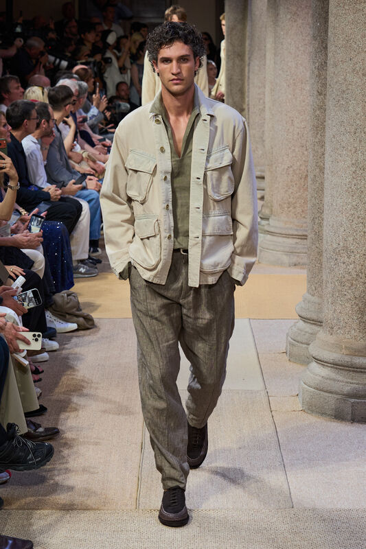 Giorgio Armani m S27 032