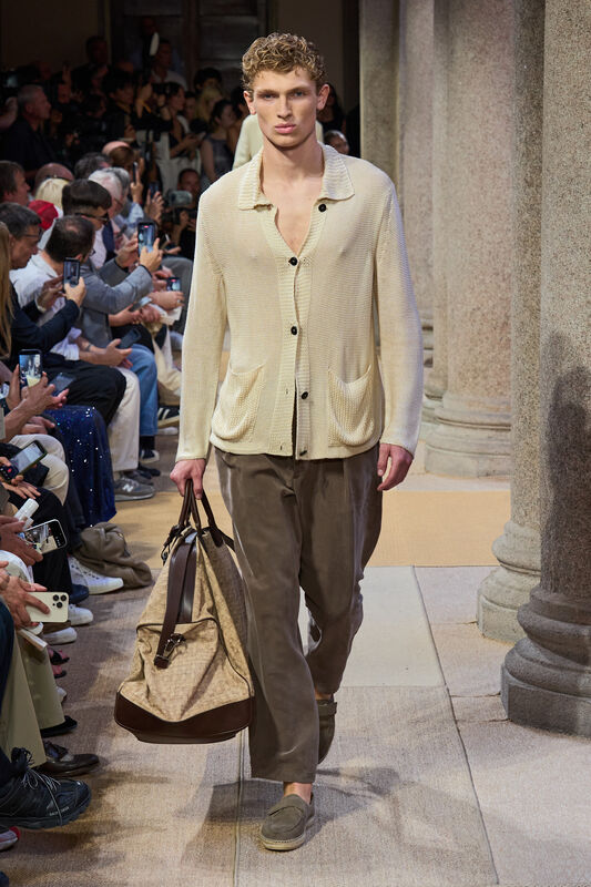Giorgio Armani m S27 034