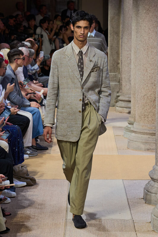Giorgio Armani m S27 069