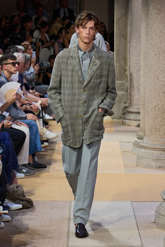 Giorgio Armani m S27 073