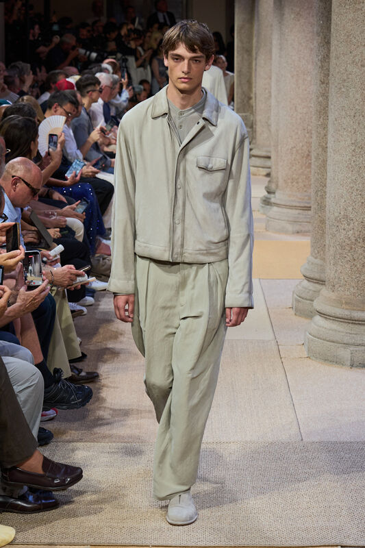 Giorgio Armani m S27 084