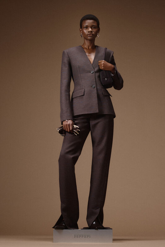 Ferrari Resort PO S27 010