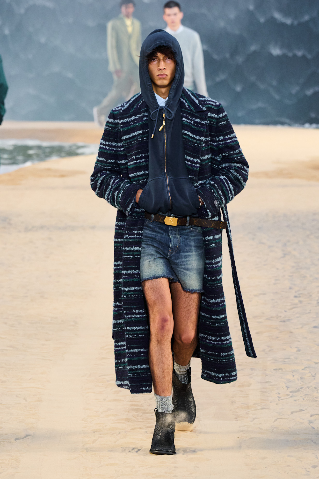 Vuitton m S27 029