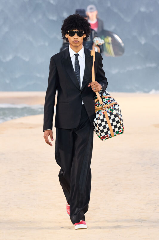 Vuitton m S27 003