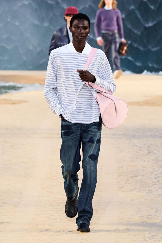 Vuitton m S27 013