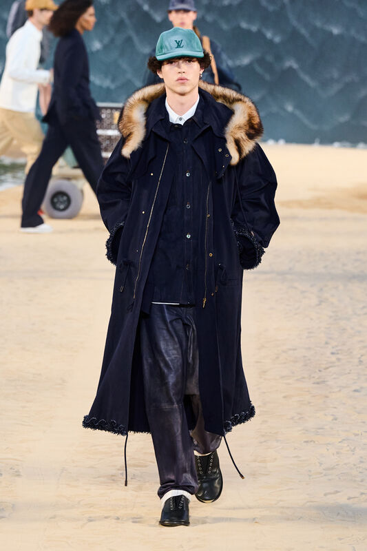 Vuitton m S27 016