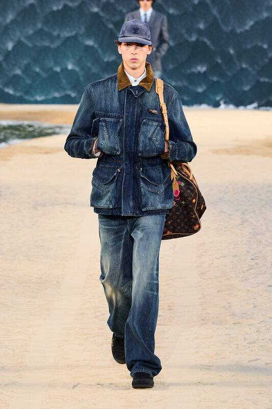 Vuitton m S27 017