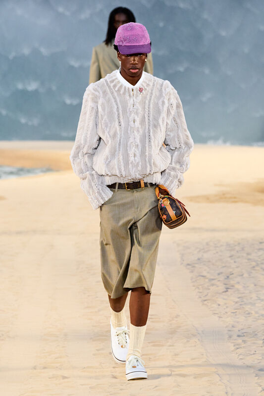 Vuitton m S27 042