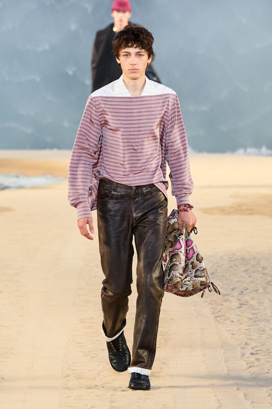 Vuitton m S27 073