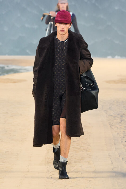 Vuitton m S27 074