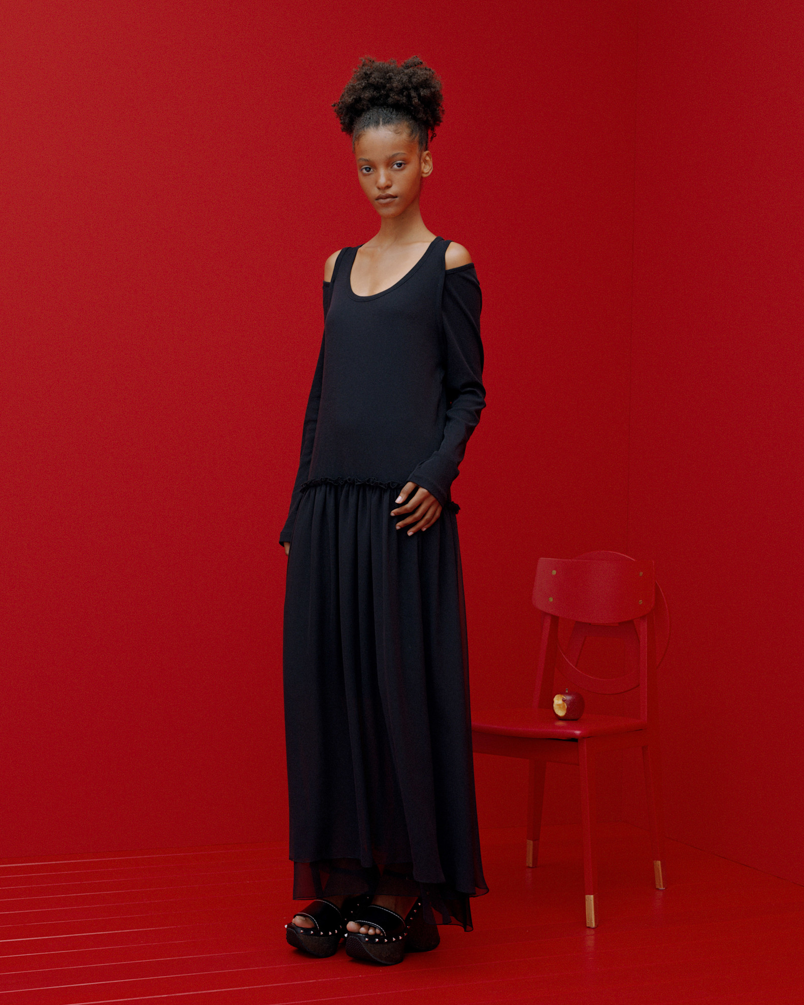 Undercover Resort PO S27 007