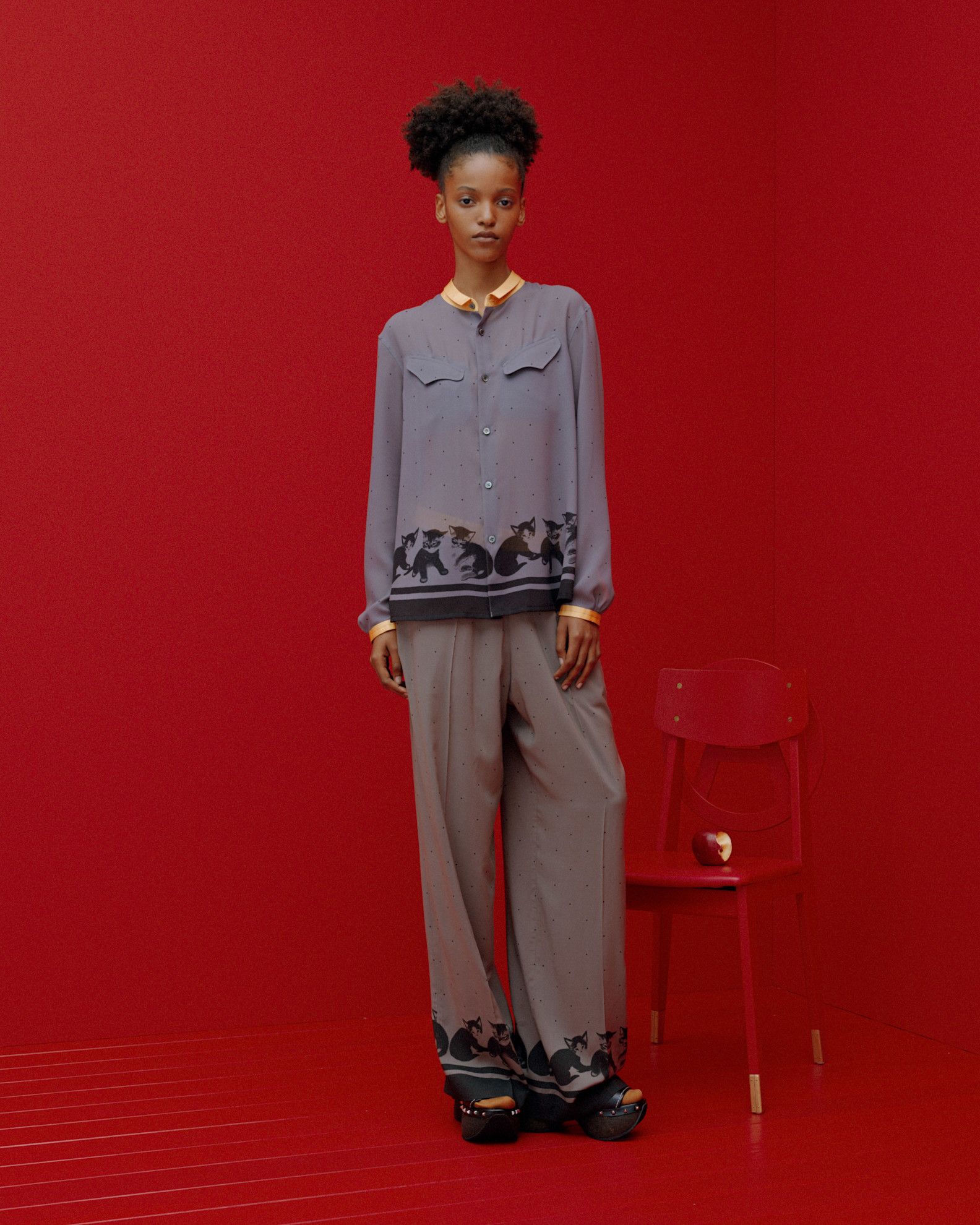 Undercover Resort PO S27 019