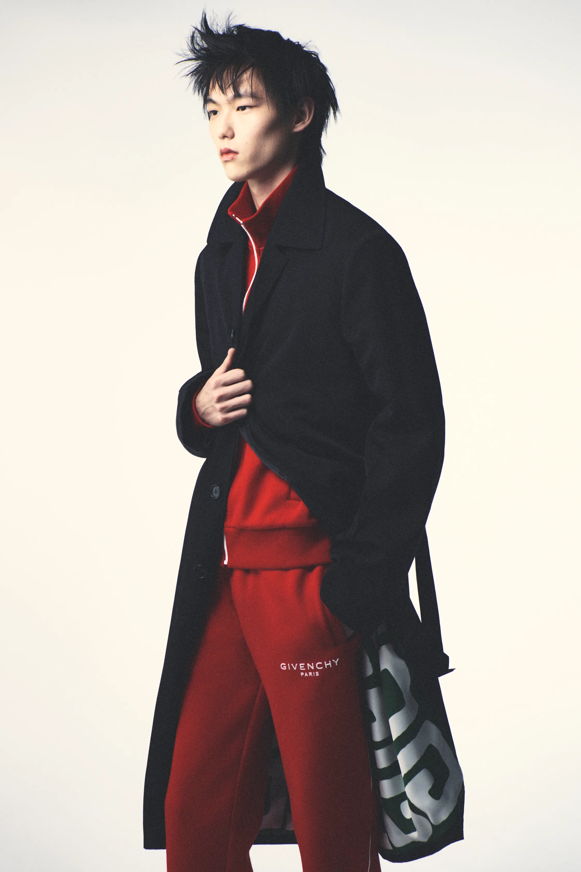 00018-givenchy-spring-2027-menswear-credit-brand