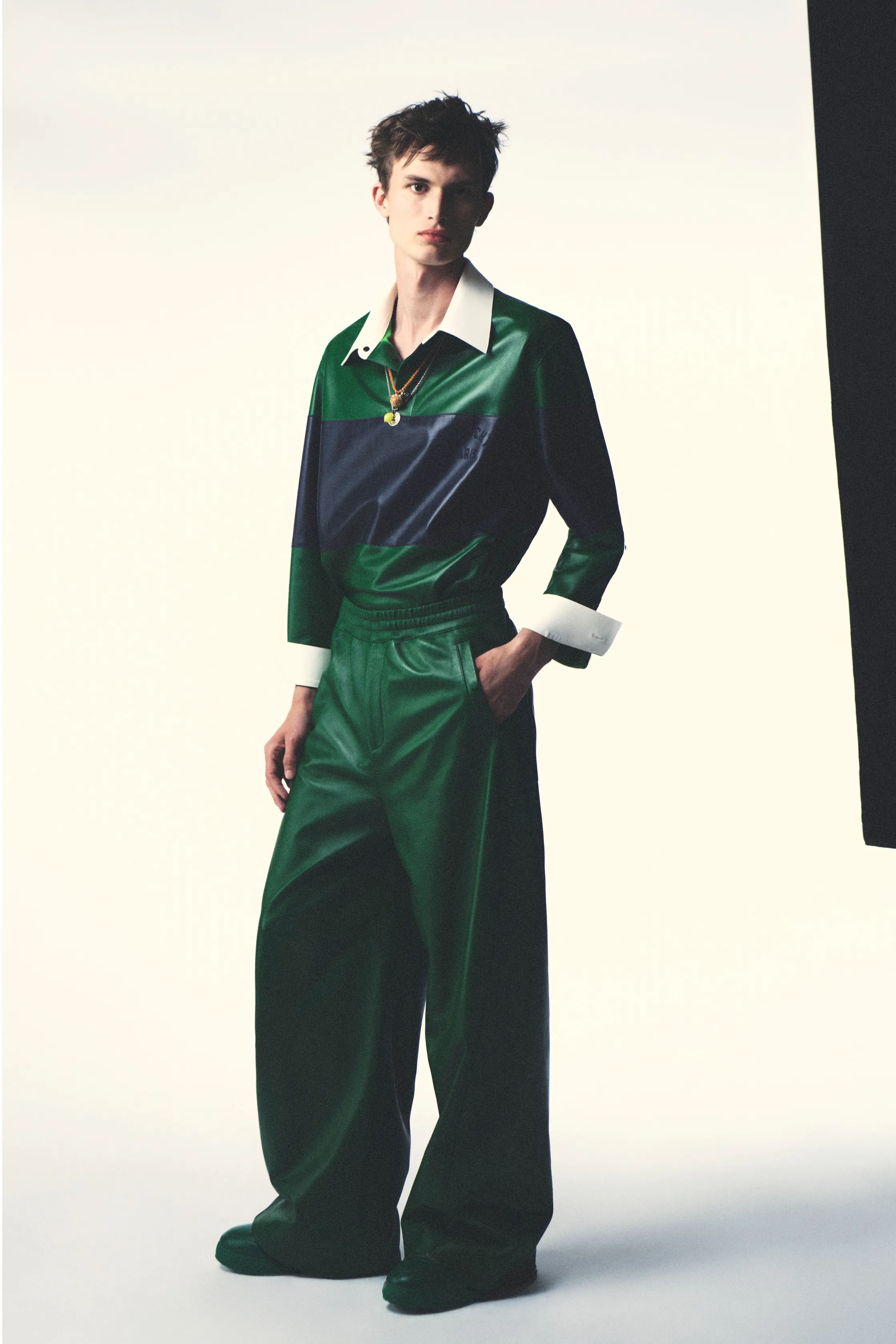 00019-givenchy-spring-2027-menswear-credit-brand