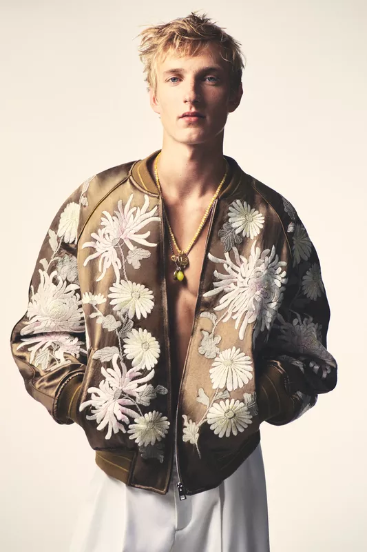 00024-givenchy-spring-2027-menswear-credit-brand