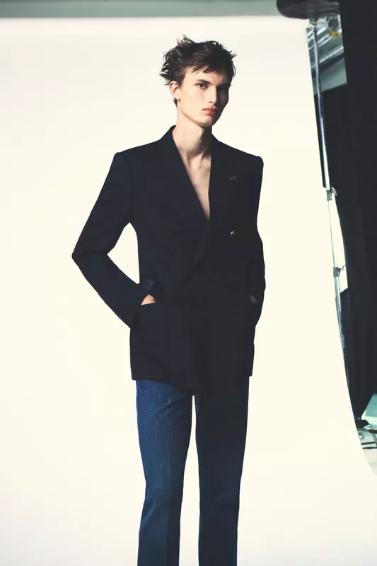 00030-givenchy-spring-2027-menswear-credit-brand