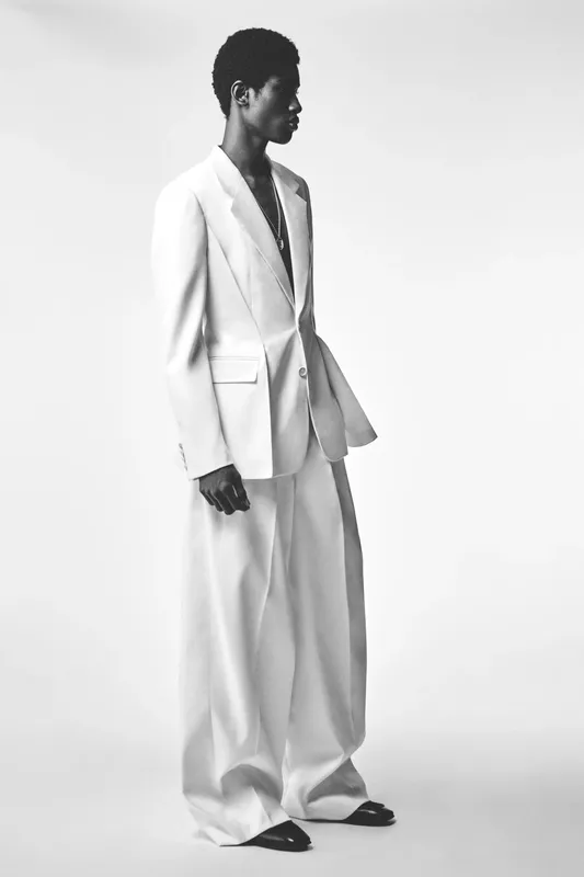 00034-givenchy-spring-2027-menswear-credit-brand
