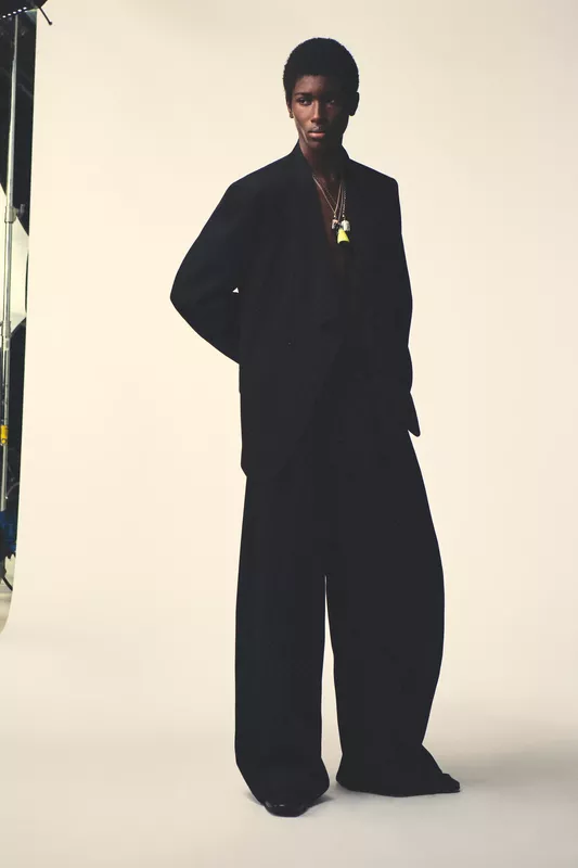 00037-givenchy-spring-2027-menswear-credit-brand