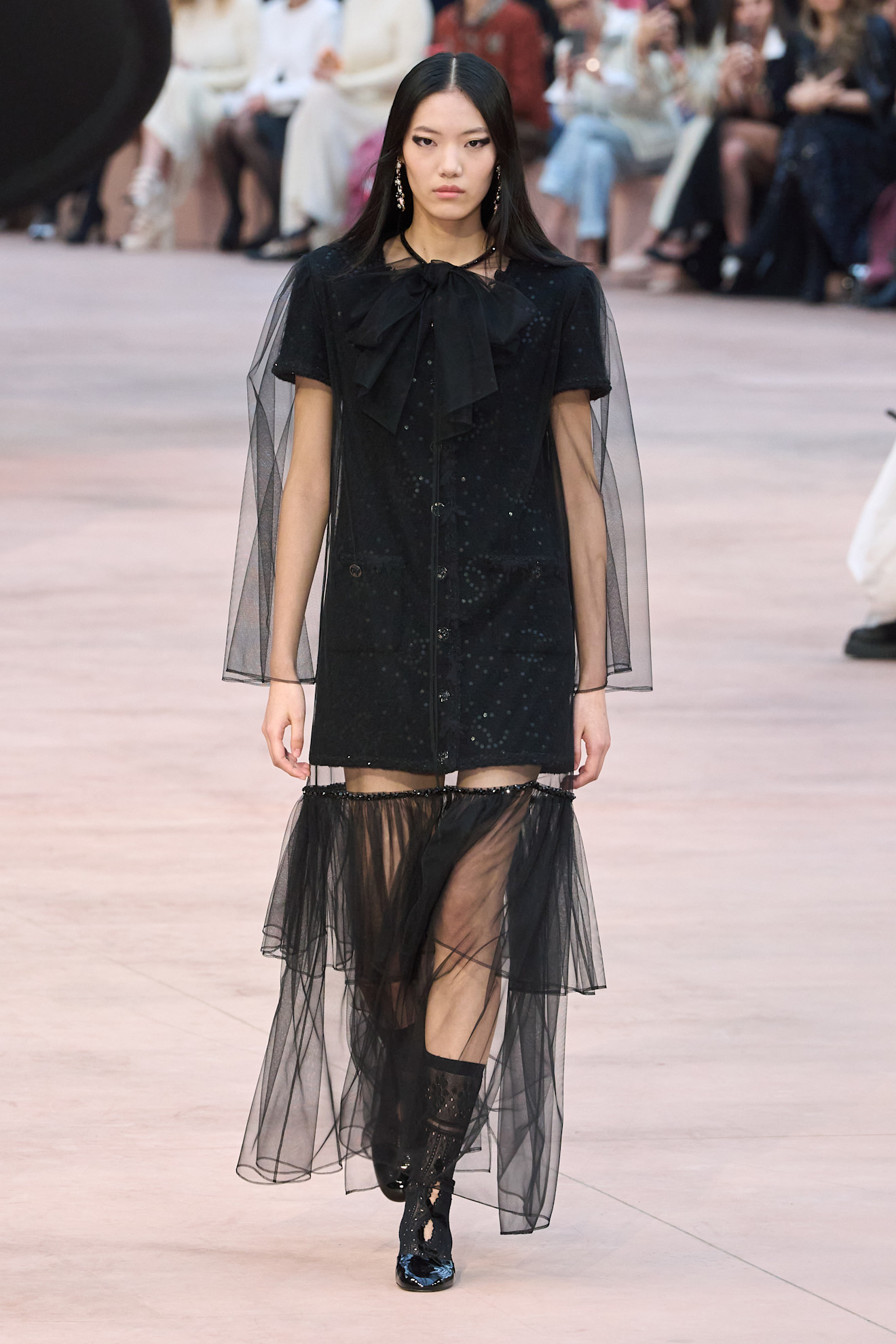 Chanel F25 004