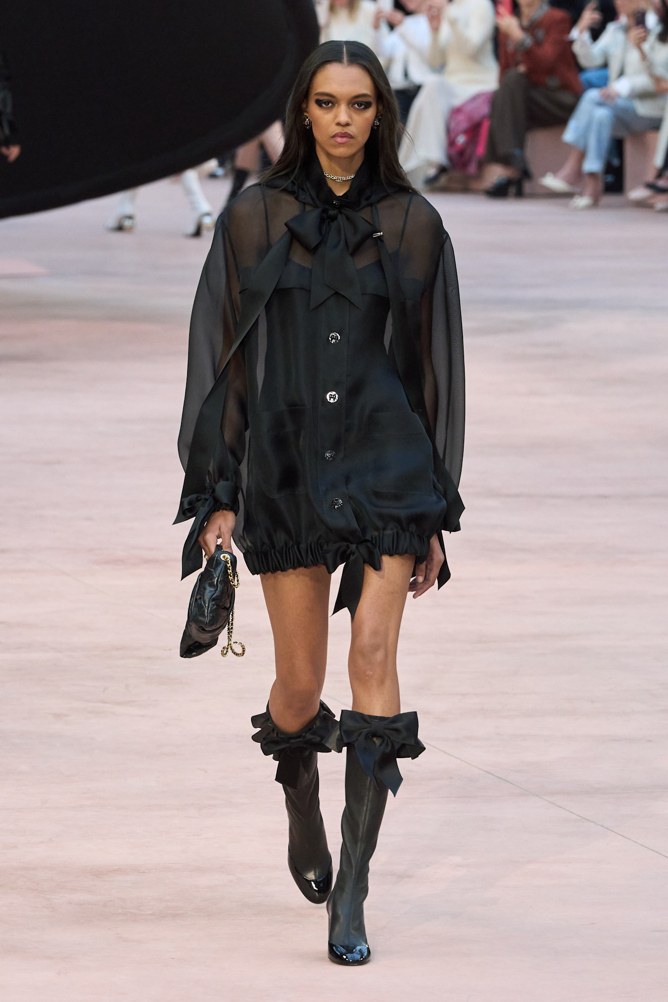 Chanel F25 034