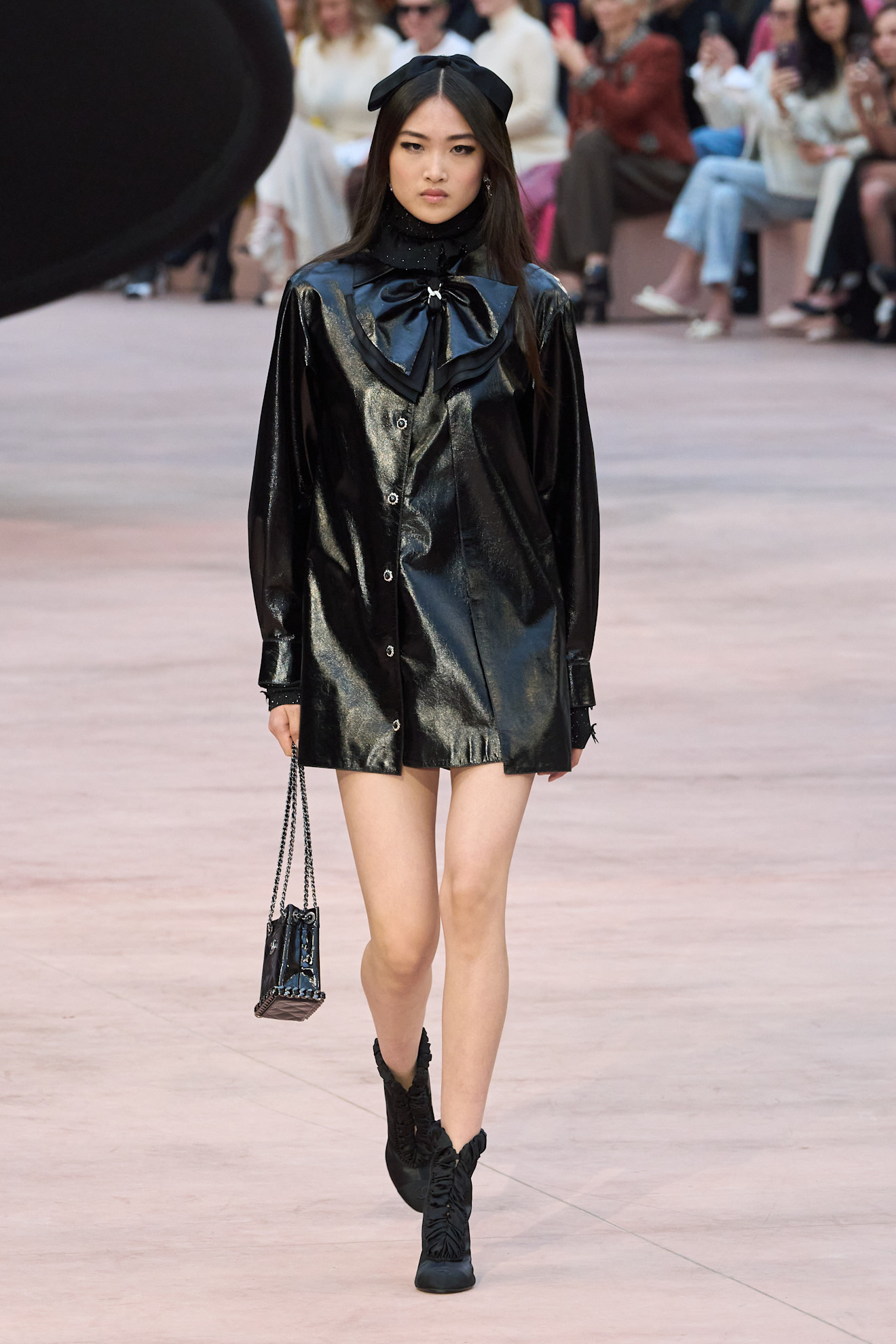 Chanel F25 035