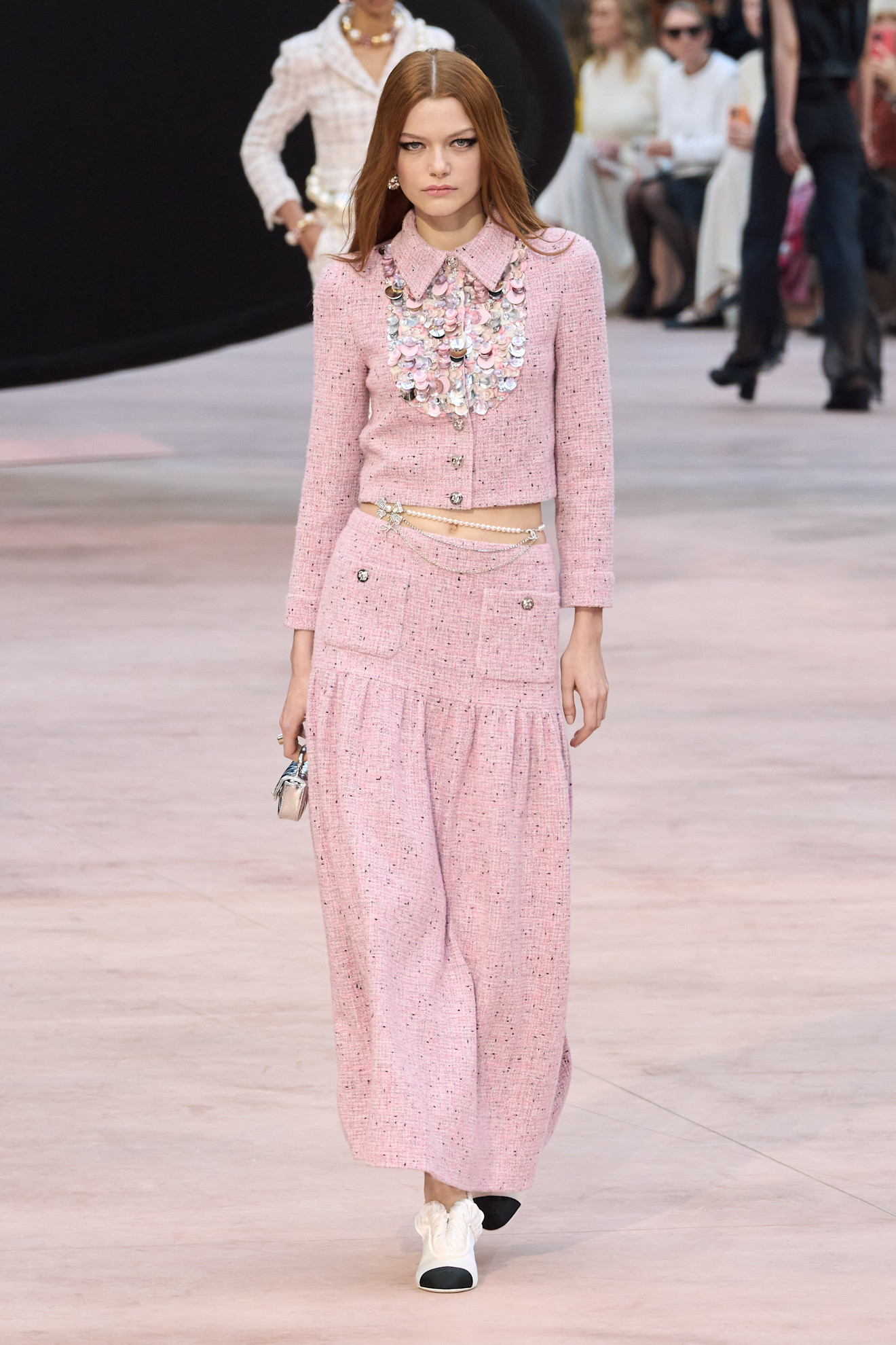 Chanel F25 053