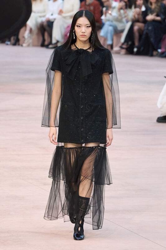 Chanel F25 004