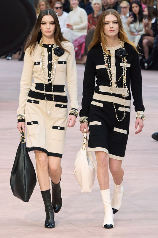 Chanel F25 028