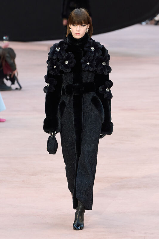 Chanel F25 062