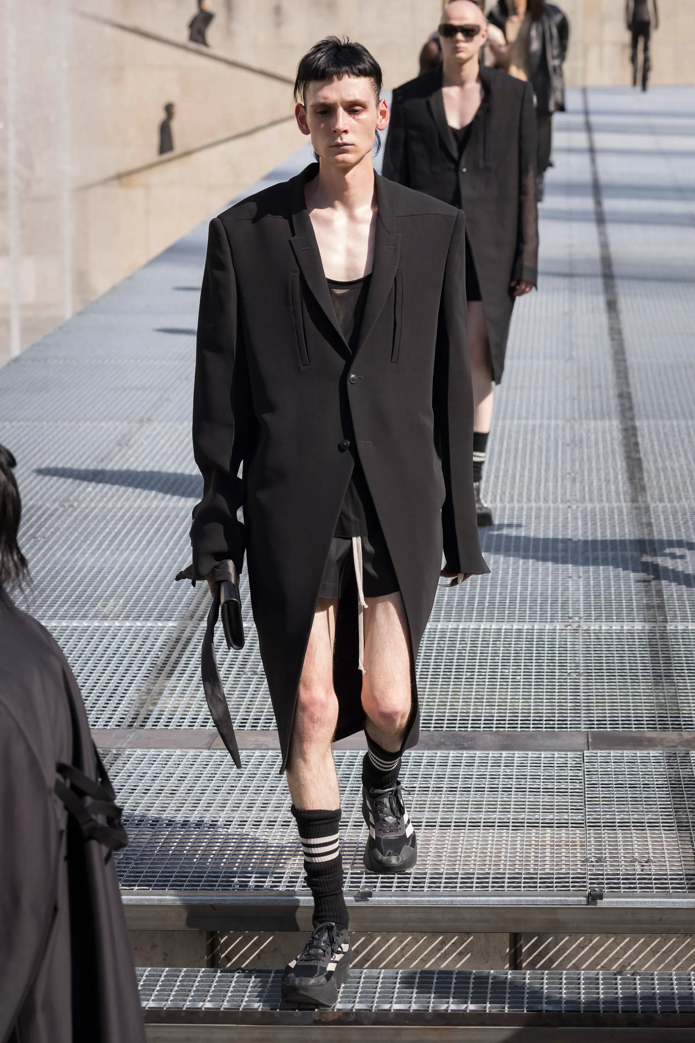 00027-rick-owens-spring-2027-menswear-credit-brand