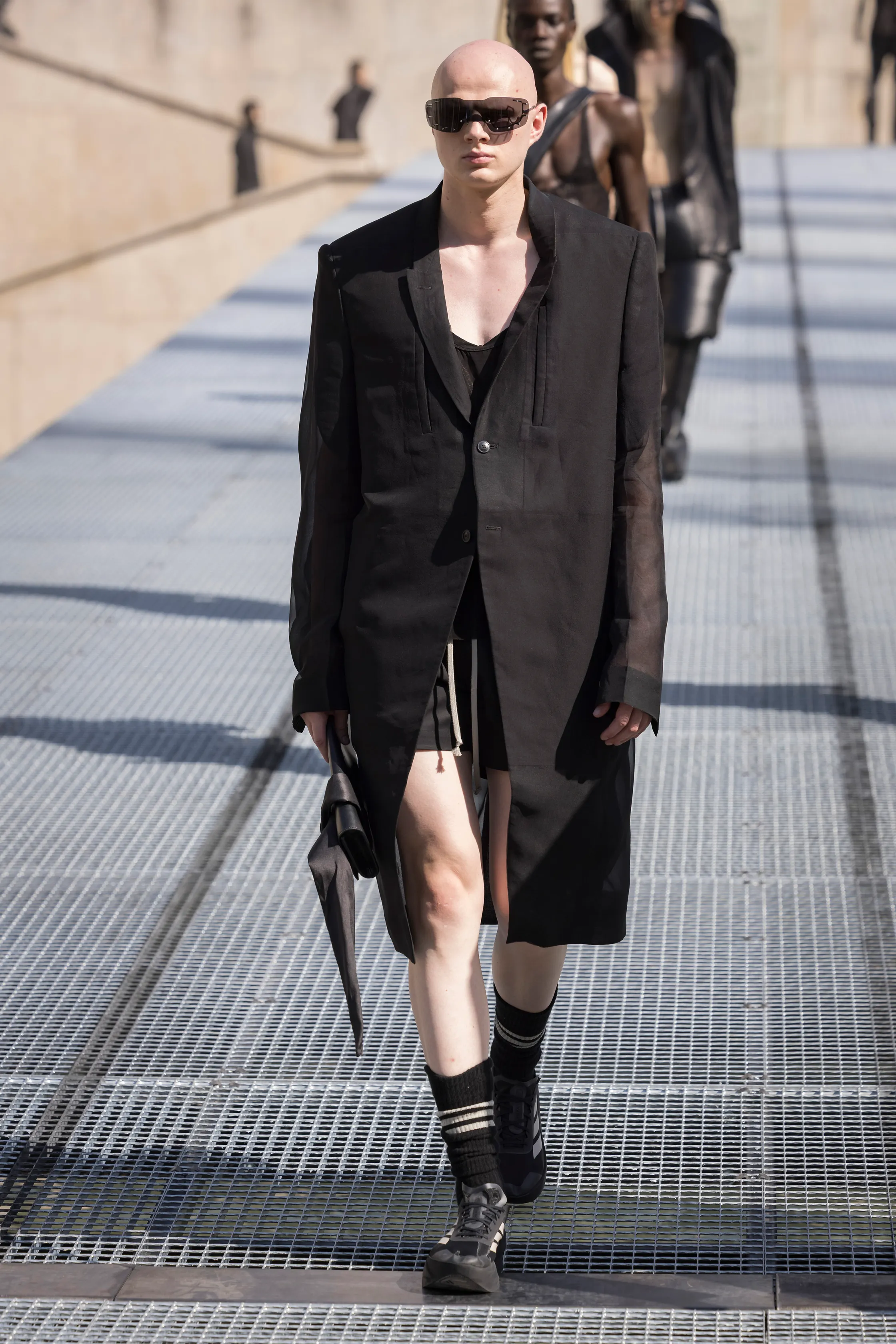00028-rick-owens-spring-2027-menswear-credit-brand