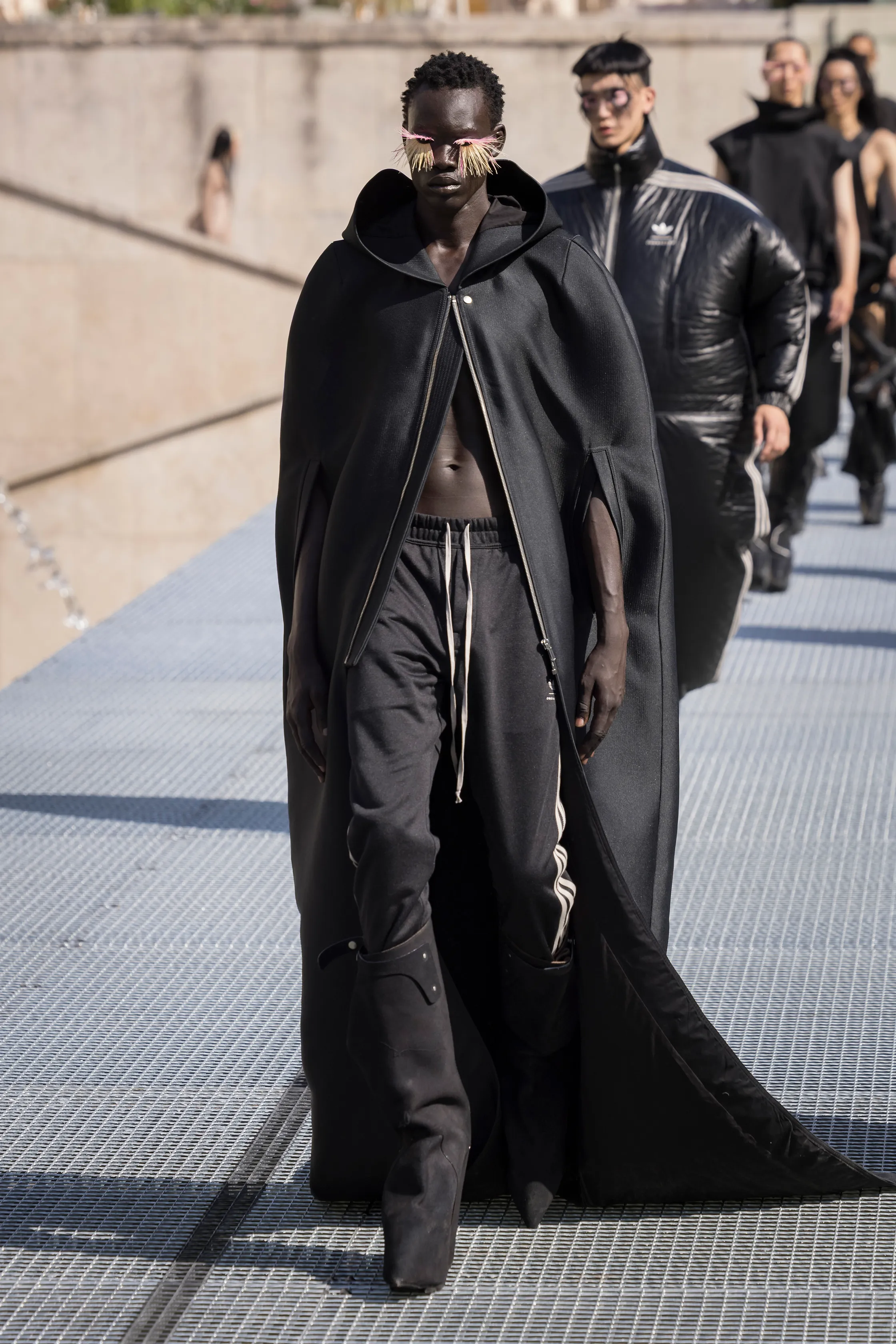 00049-rick-owens-spring-2027-menswear-credit-brand