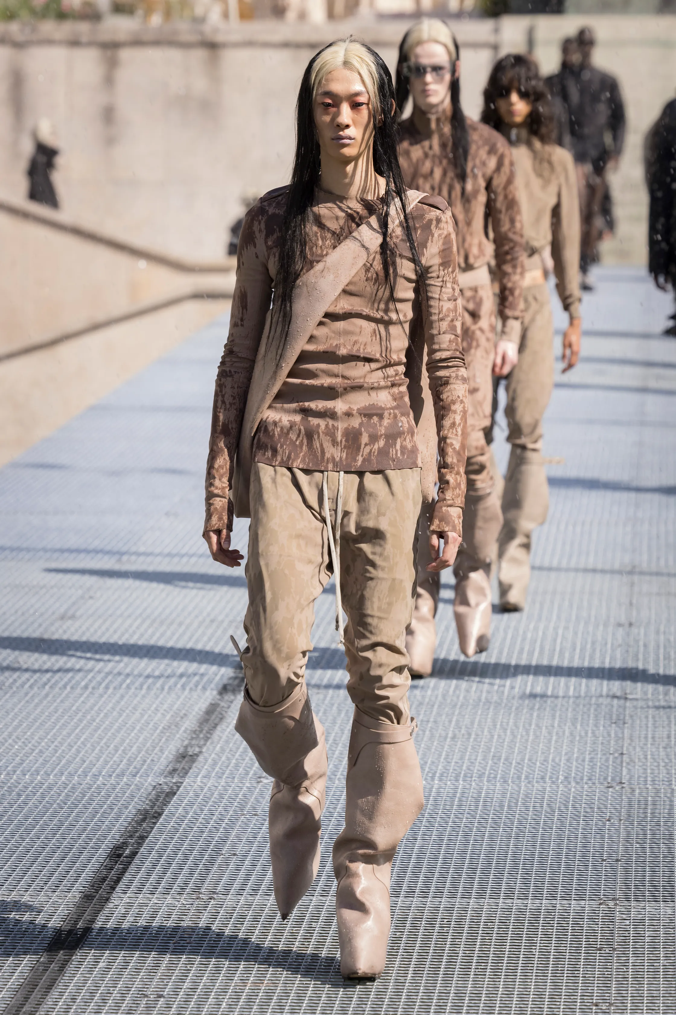 00055-rick-owens-spring-2027-menswear-credit-brand