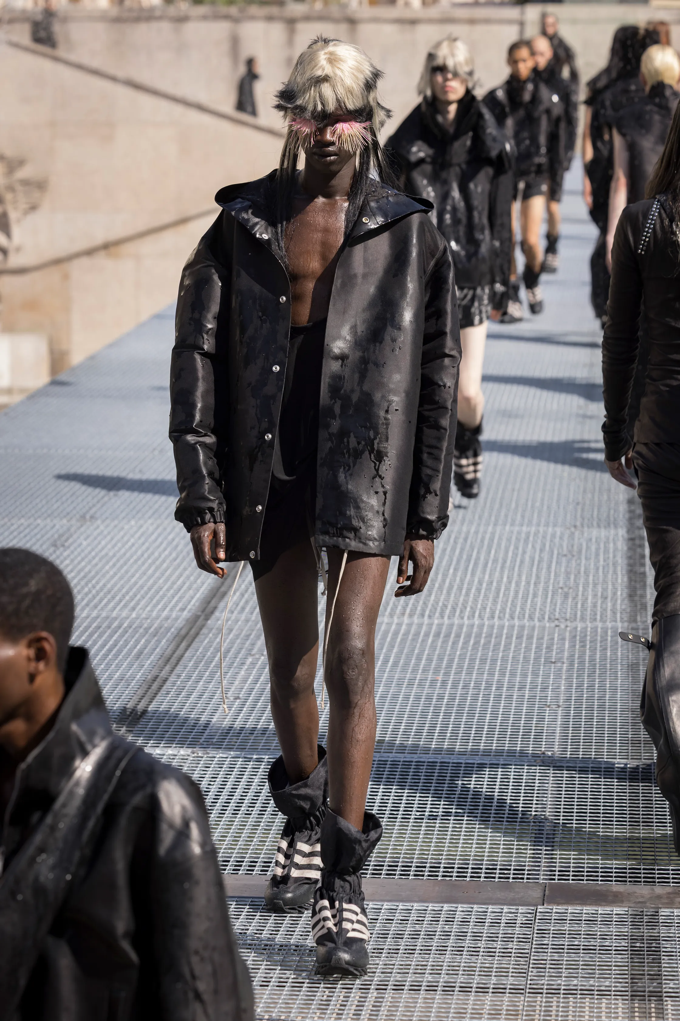 00063-rick-owens-spring-2027-menswear-credit-brand