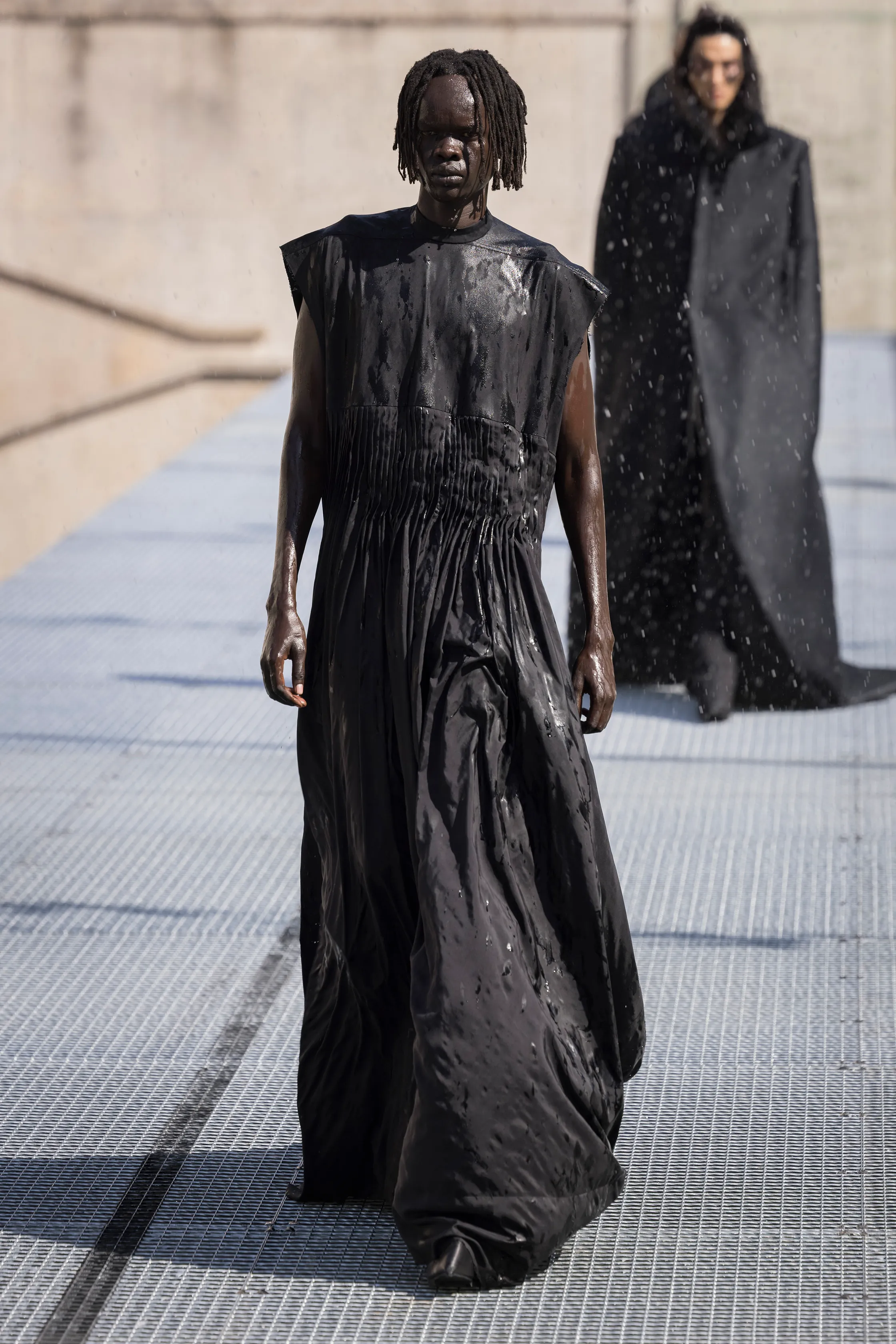 00069-rick-owens-spring-2027-menswear-credit-brand