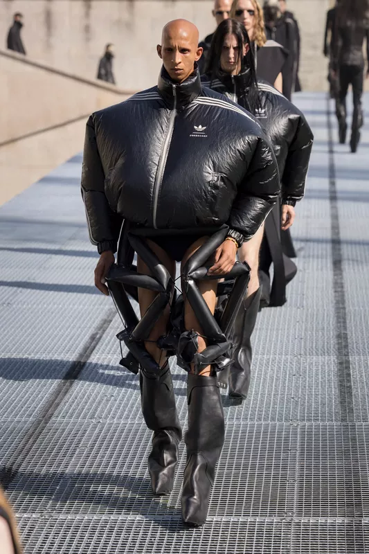 00021-rick-owens-spring-2027-menswear-credit-brand