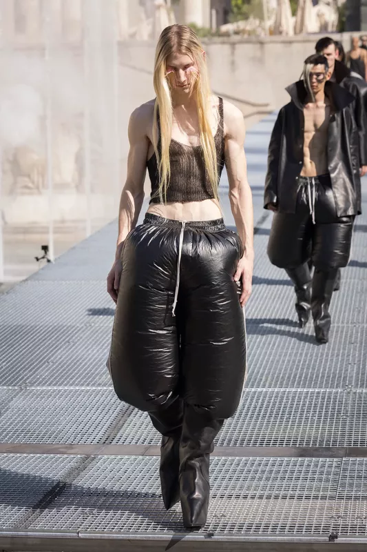 00030-rick-owens-spring-2027-menswear-credit-brand