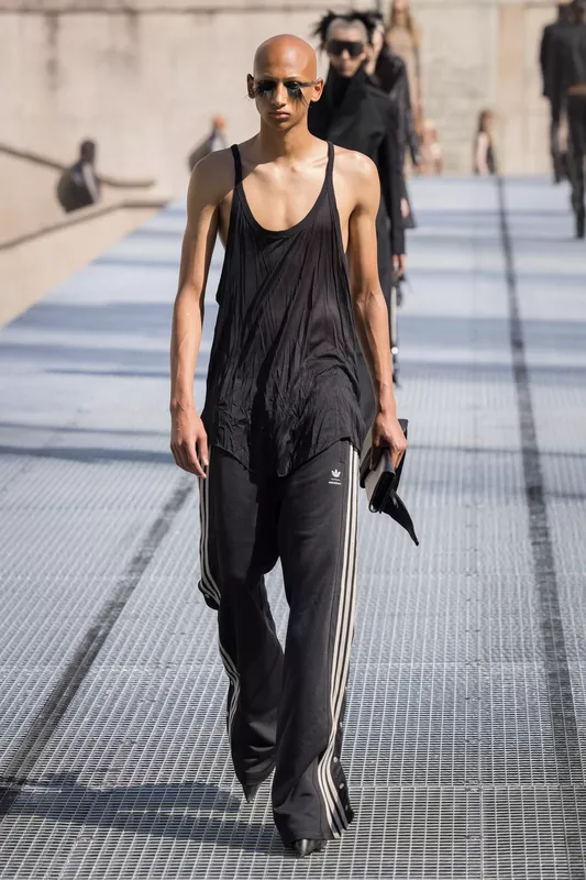 00035-rick-owens-spring-2027-menswear-credit-brand