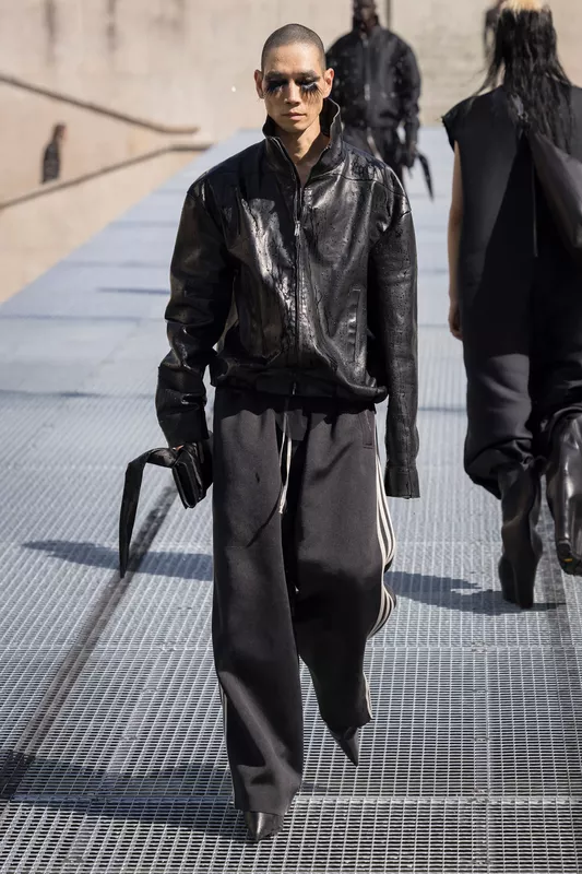 00071-rick-owens-spring-2027-menswear-credit-brand