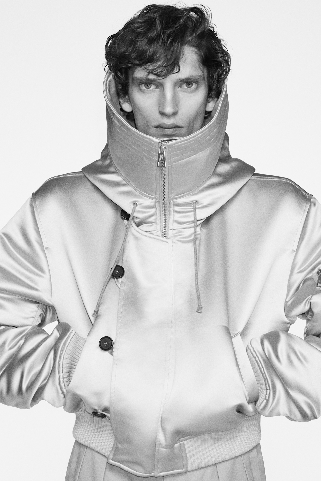 Gaultier Resort PO S27 001