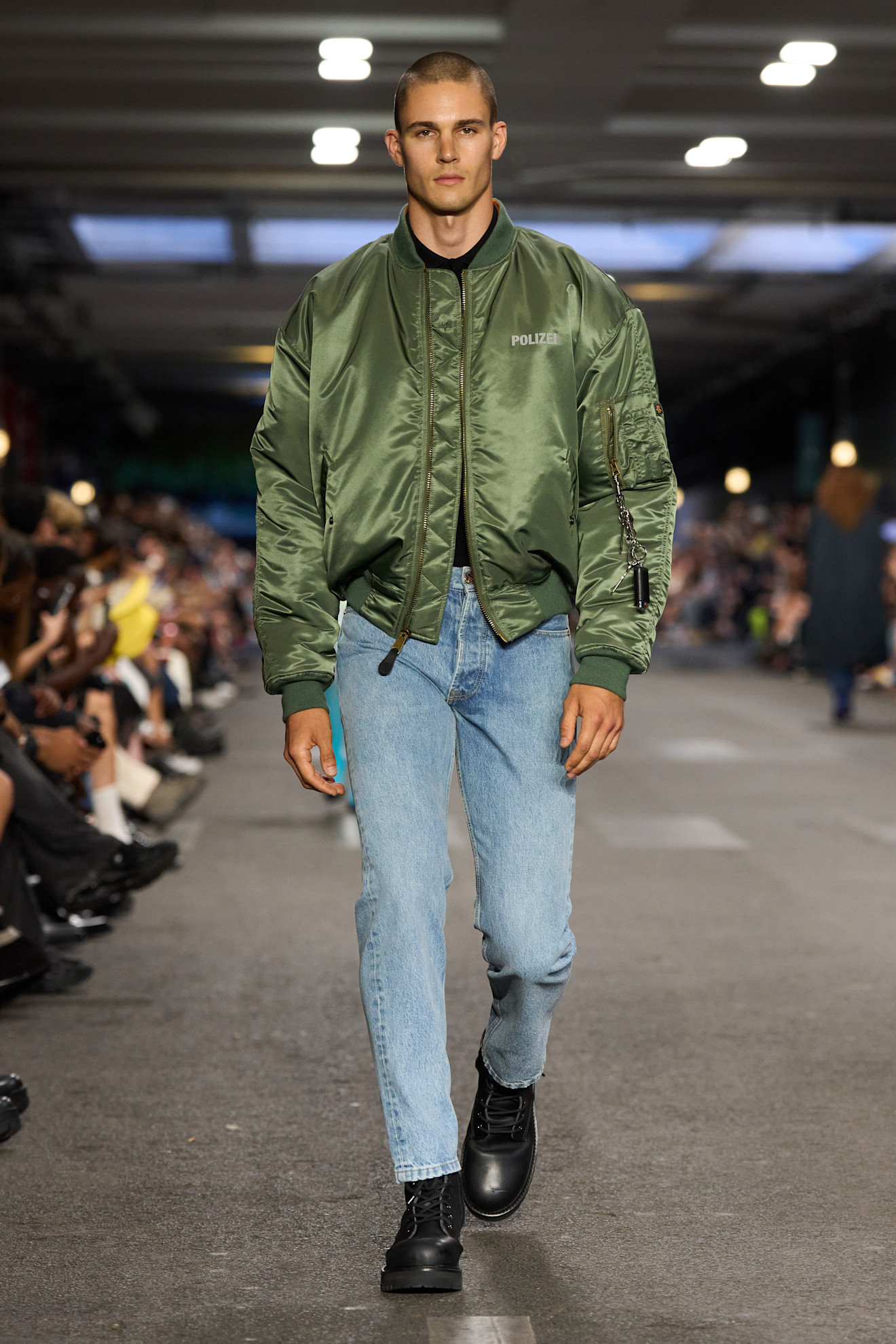 Vetements m S27 027