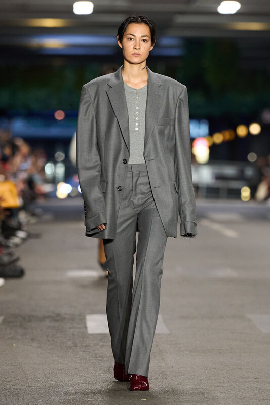 Vetements m S27 004