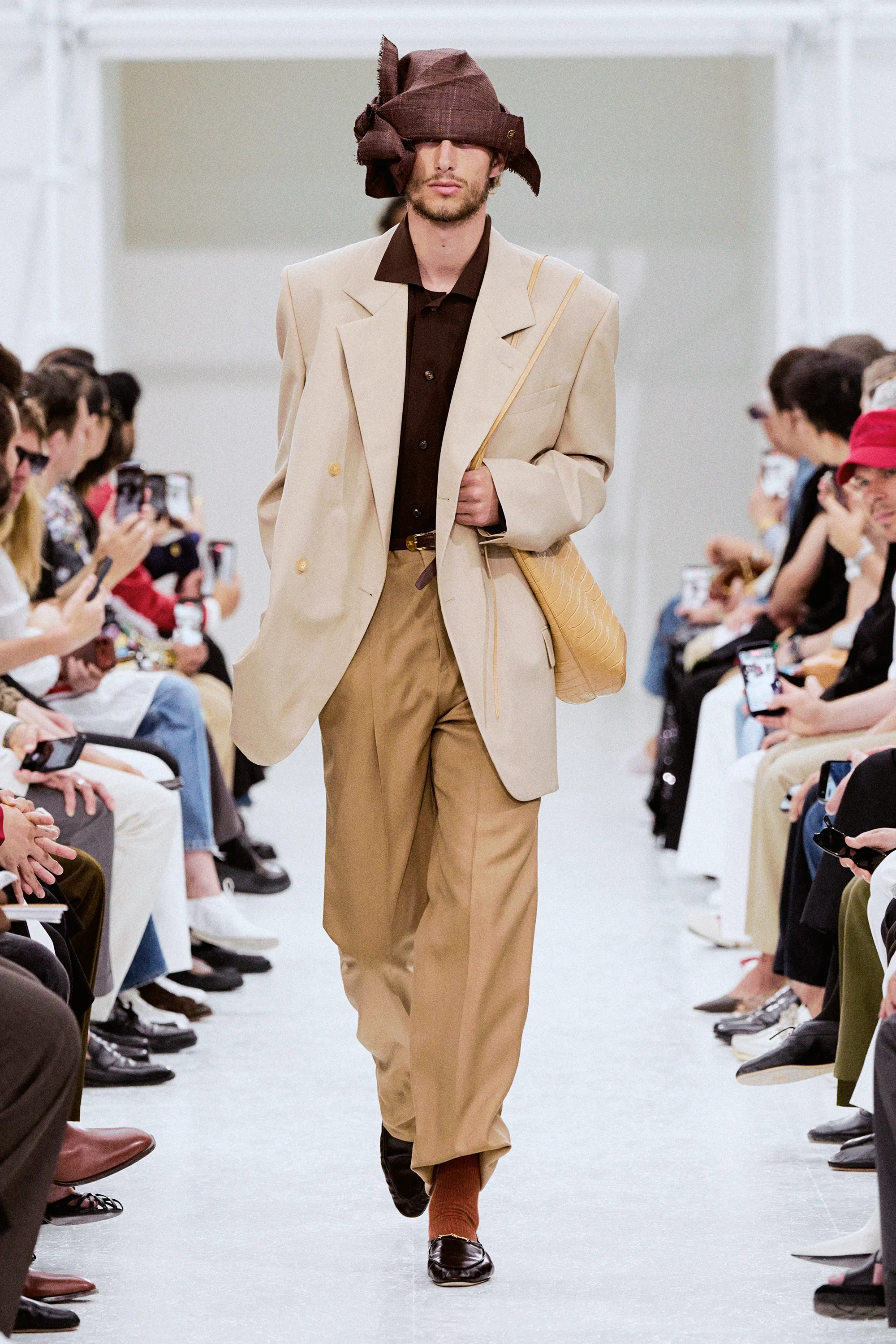 00004-celine-spring-2027-menswear-credit-brand