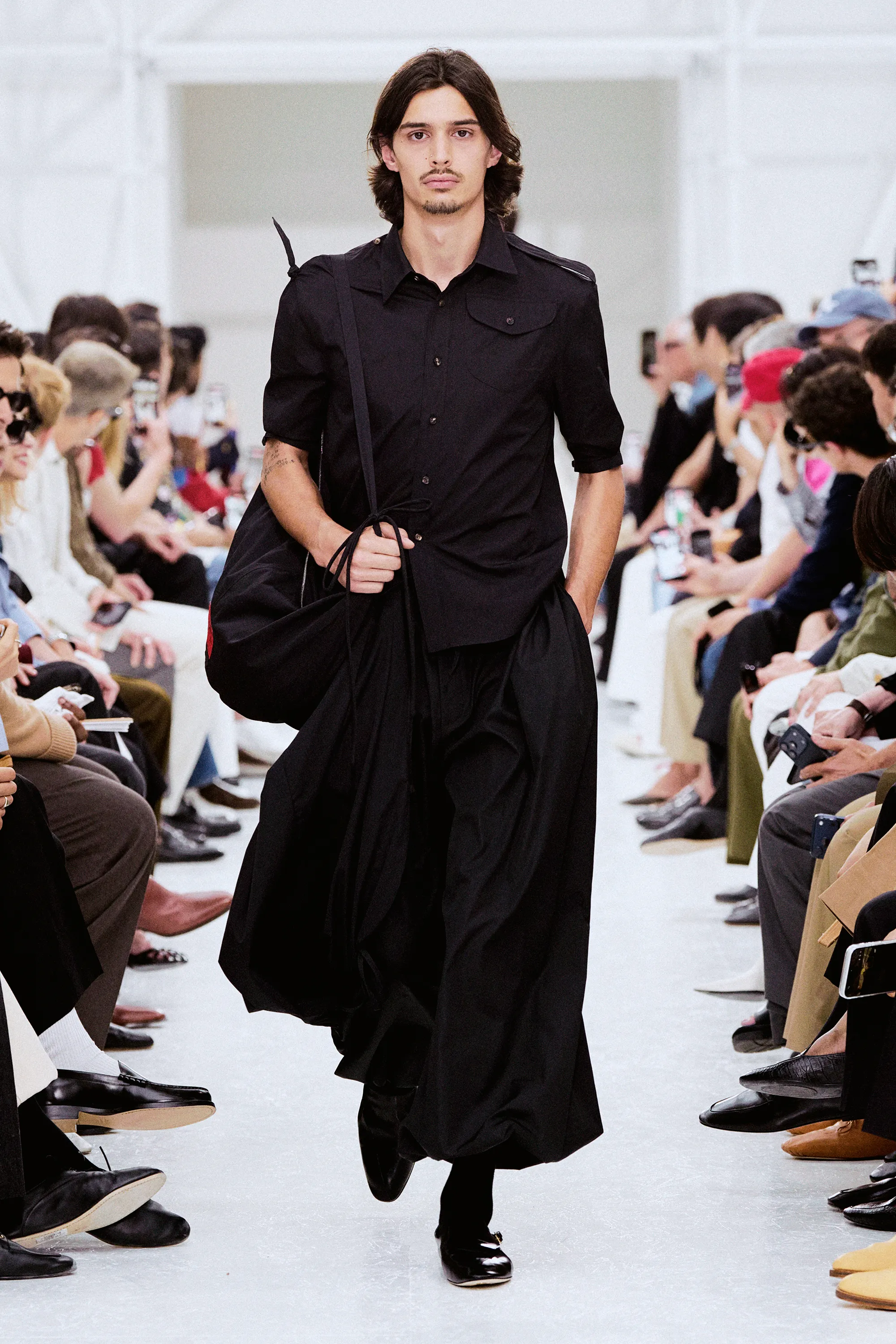 00013-celine-spring-2027-menswear-credit-brand
