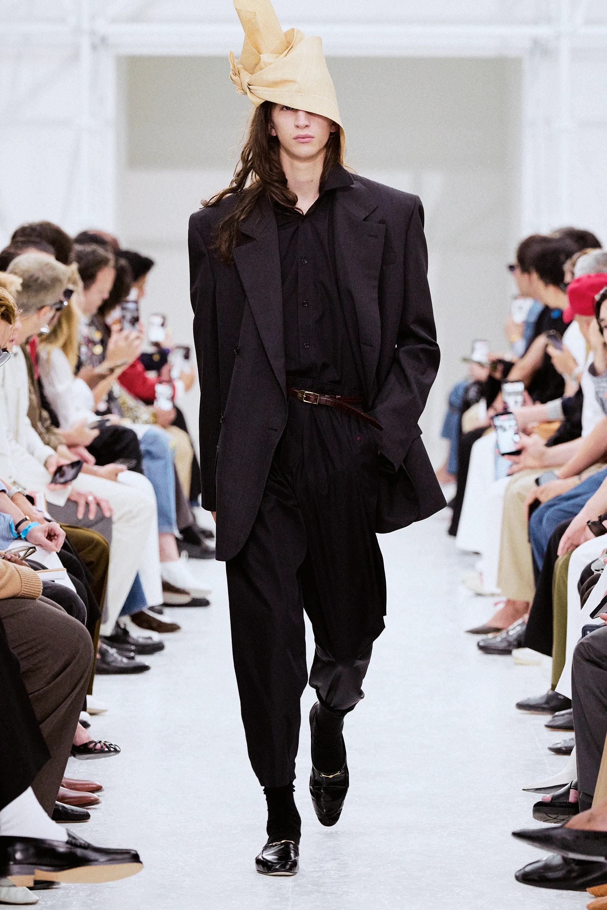 00019-celine-spring-2027-menswear-credit-brand