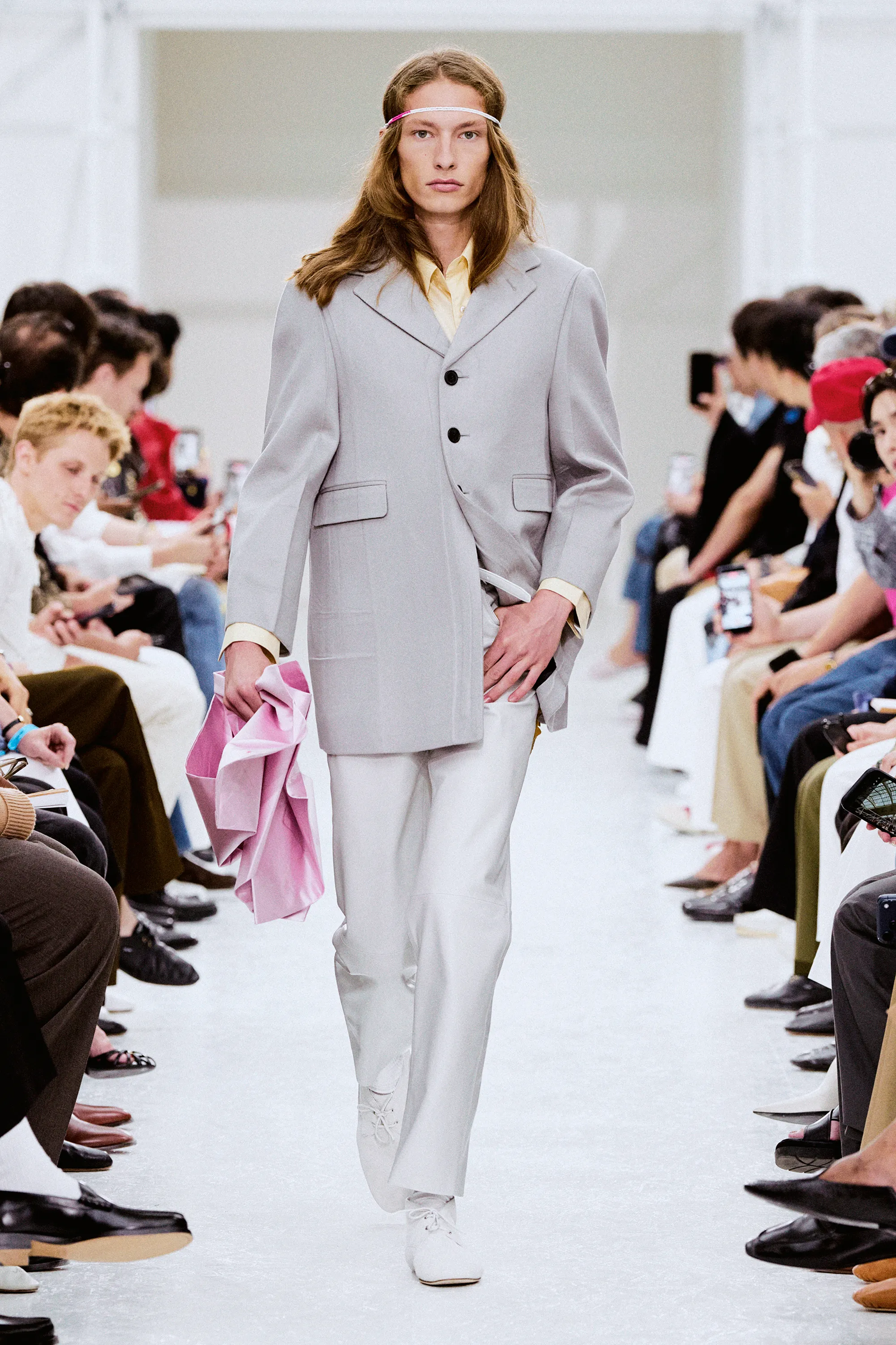 00025-celine-spring-2027-menswear-credit-brand