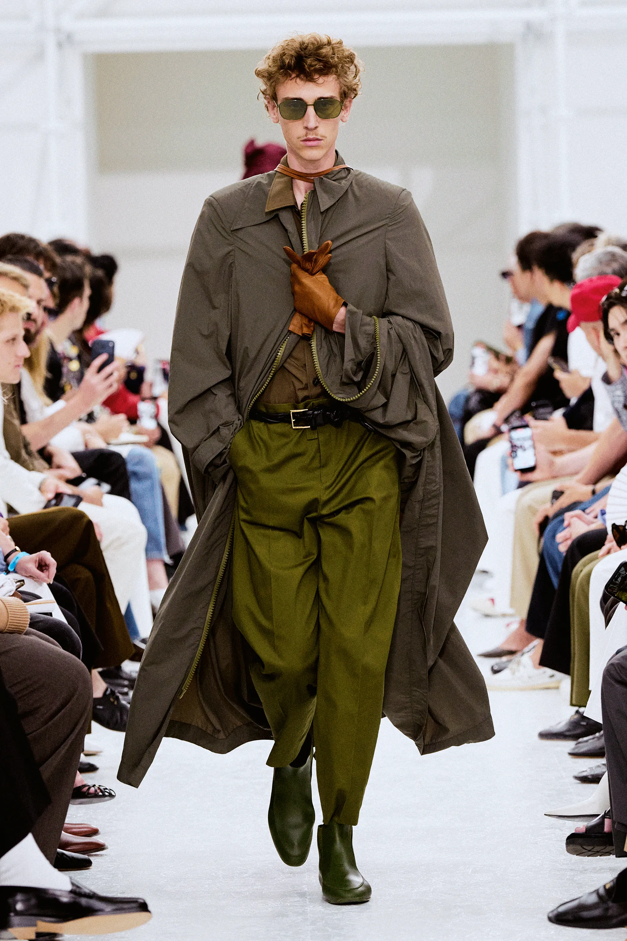 00028-celine-spring-2027-menswear-credit-brand